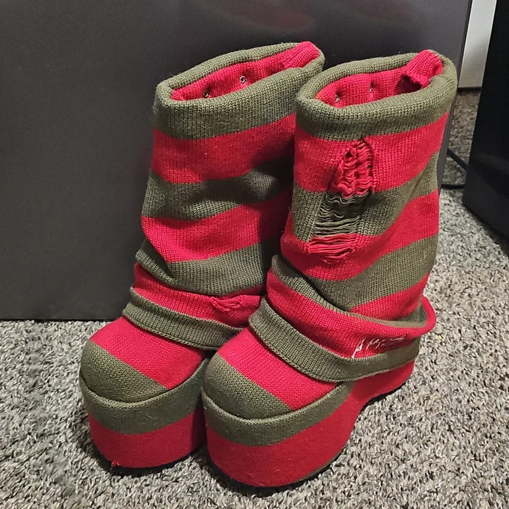 Dolls Kill A Nightmare On Elm Street Platform Boots - Picture 6 of 10